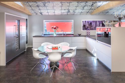 Luxe moderne keuken hoekopstelling showroom model AANBIEDING
