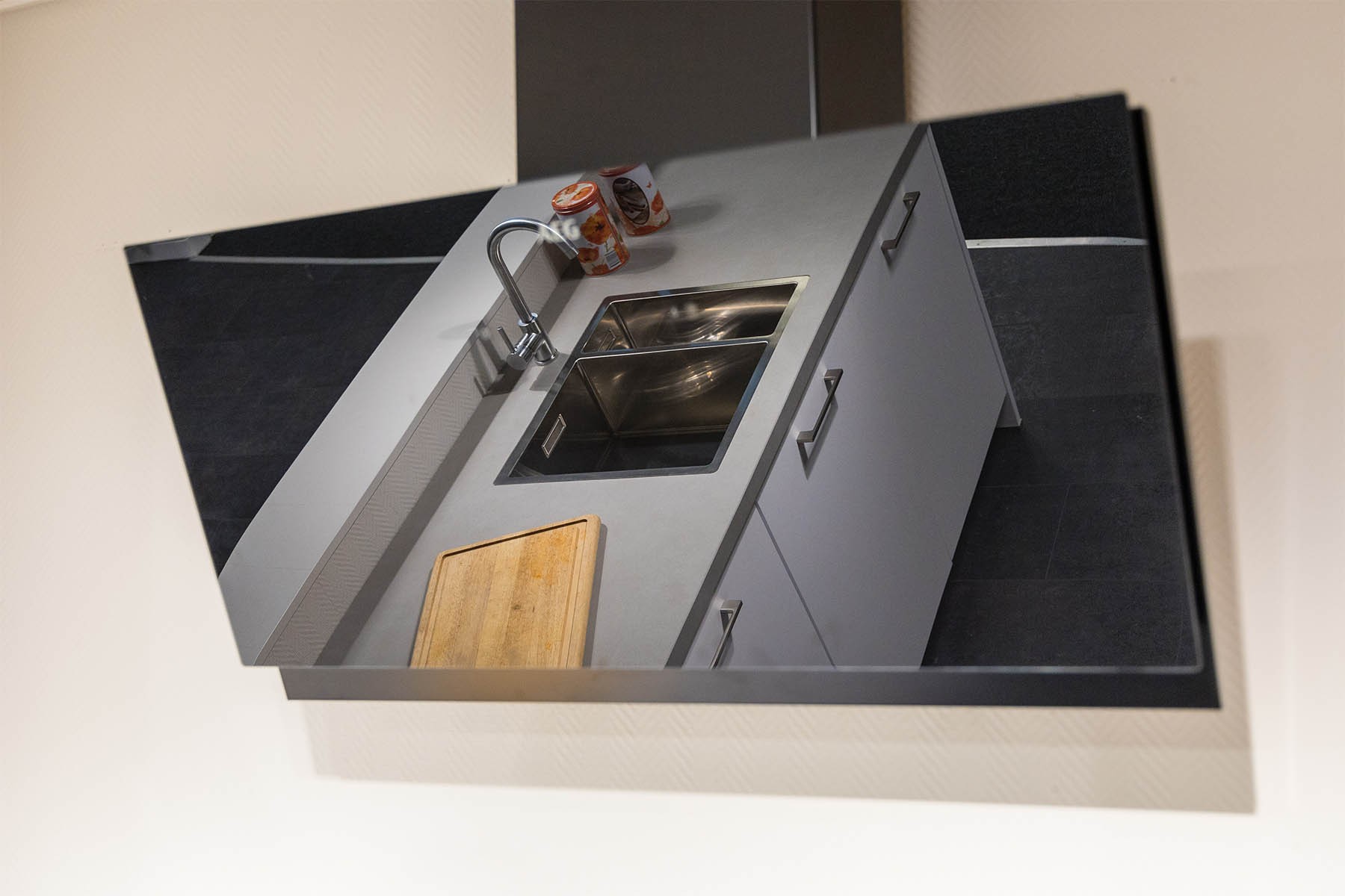 BLOK 2 AEG wand afzuigkap